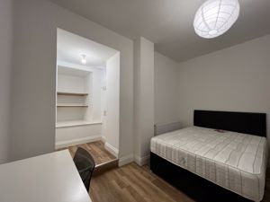 Photo 6- click for photo gallery